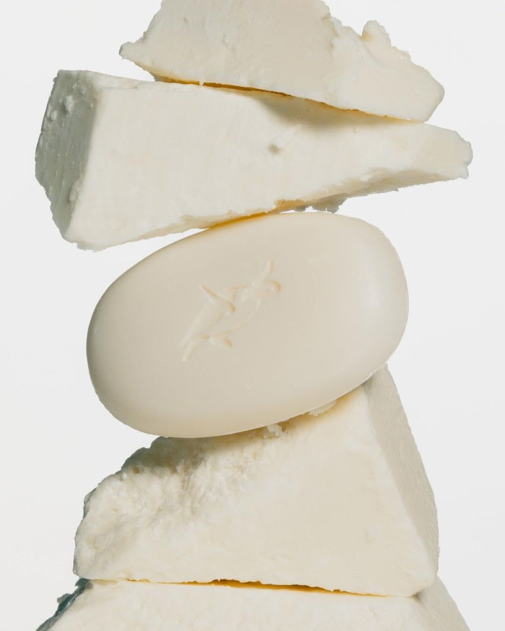 Elliqua No.0 ingredients panel showcases plant-based, paraben- and sulfate-free formula.