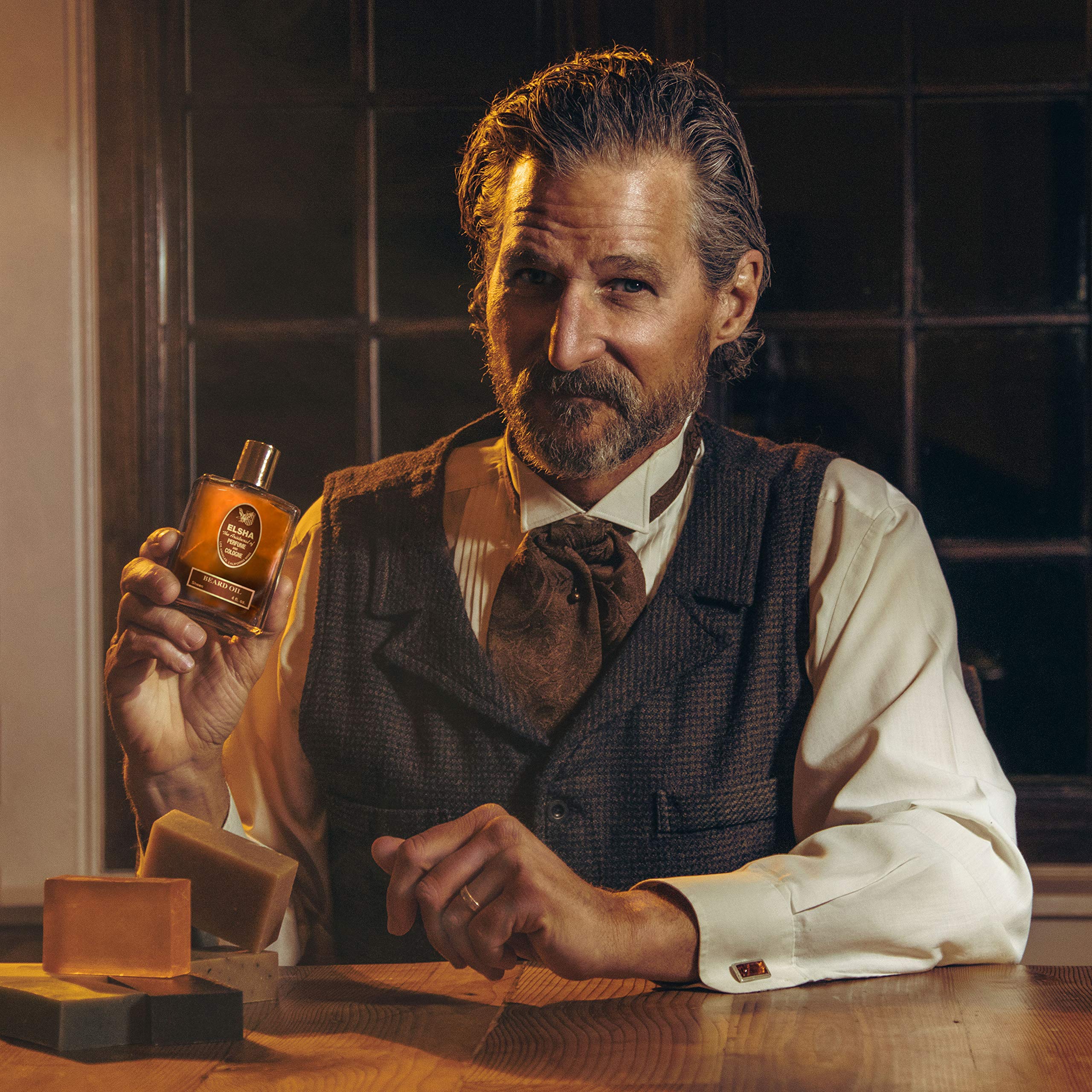 ELSHA Cologne 1776 spice hint communicates warmth for evenings.