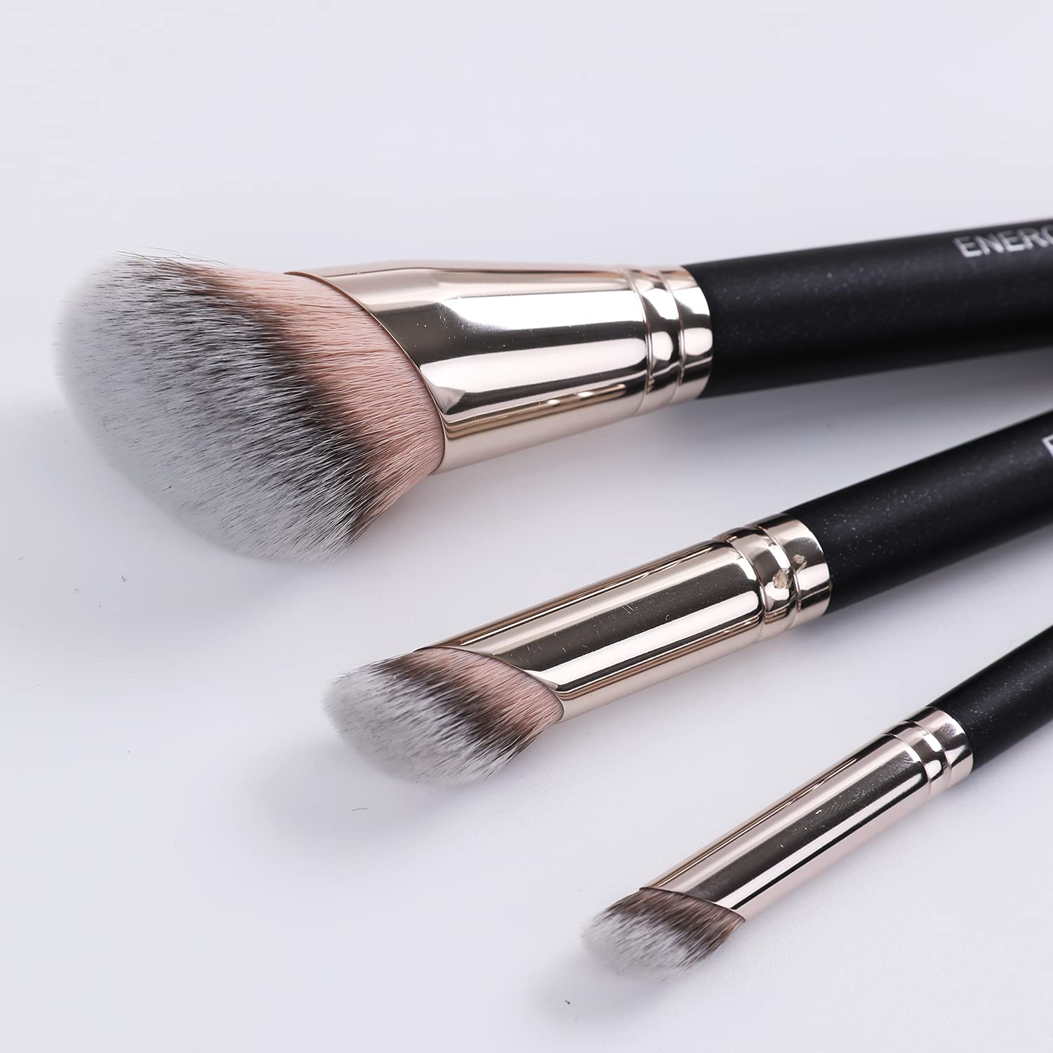 ENERGY Kabuki foundation application demo showing even texture