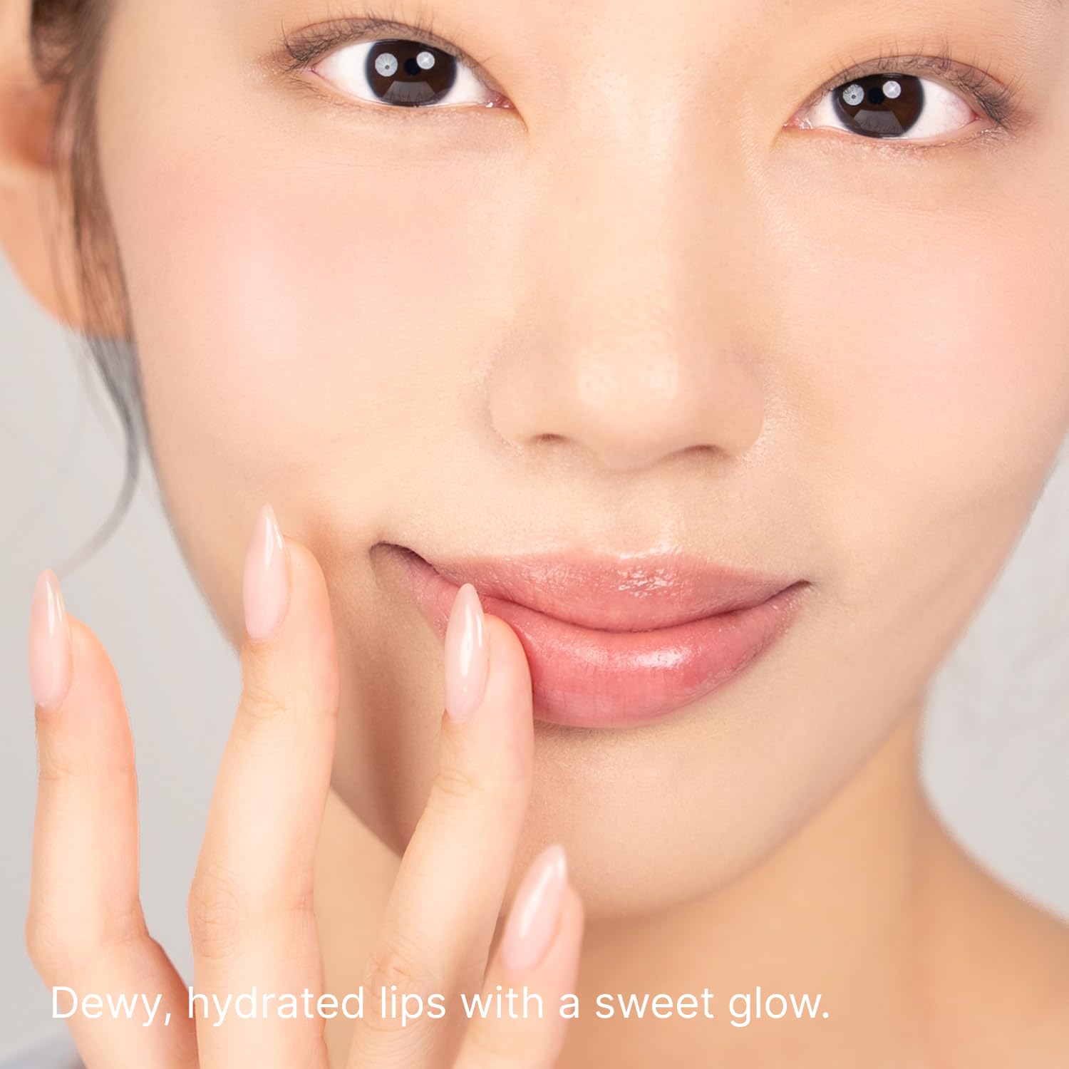 Epielle overnight lip mask Apple Lime jar ready for overnight care.
