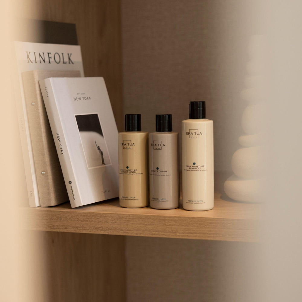 ERA TUA Fresh Linen Shampoo 750 ml packaging offers long-lasting daily cleansing