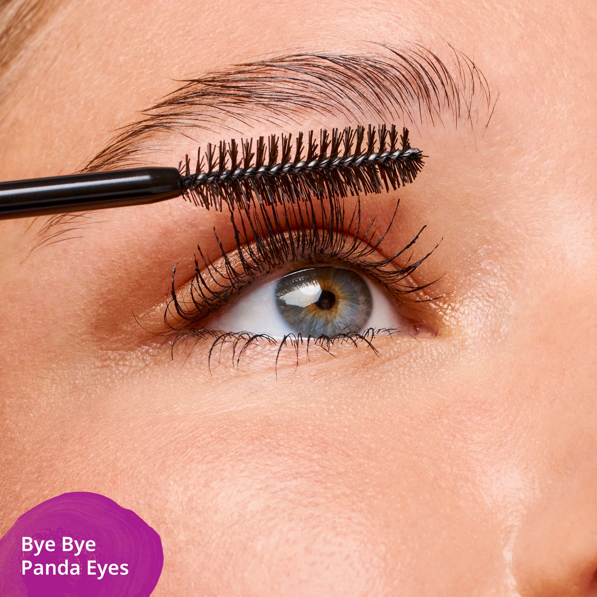 essence Bye Bye Panda Eyes closeup of no smudge wear
