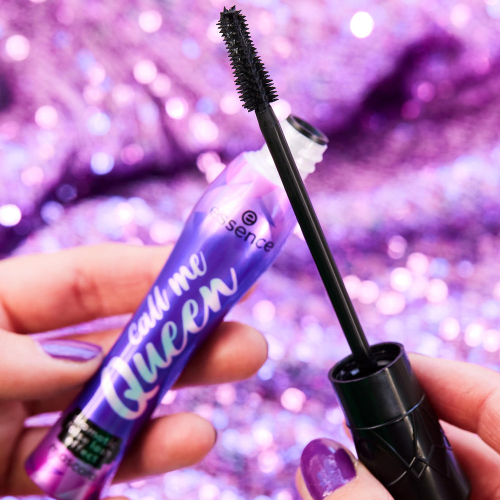 Essence Call Me Queen mascara wand wiggle technique on lashes.