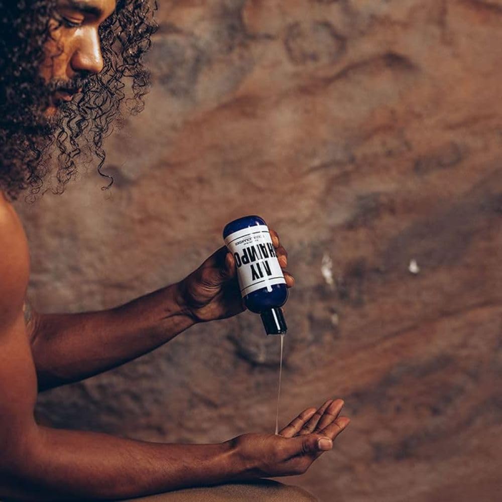 Evan Alexander MY Shampoo foam application on damp hair demonstrates gentle daily cleanse
