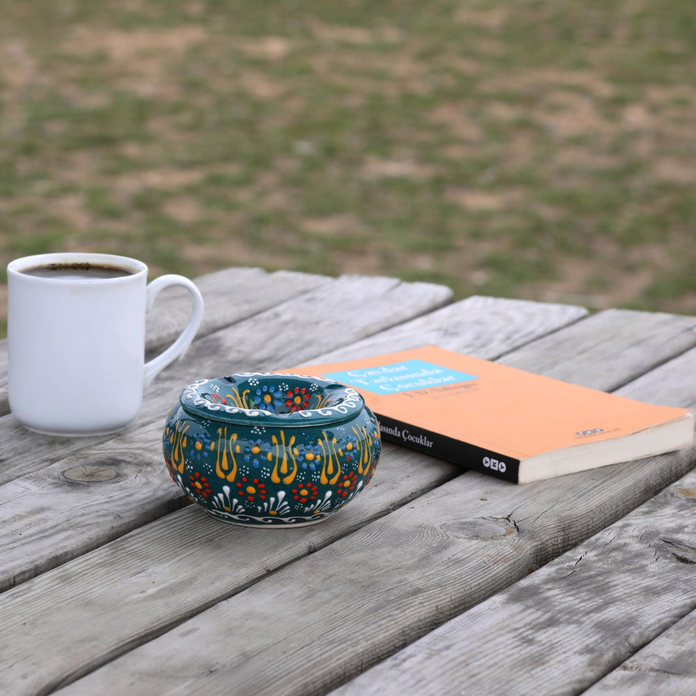 EVANILIFE Ceramic Jar with windproof lid keeps contents secure and surfaces tidy.