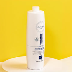 Ever Ego set display with shampoo and conditioner for hydration