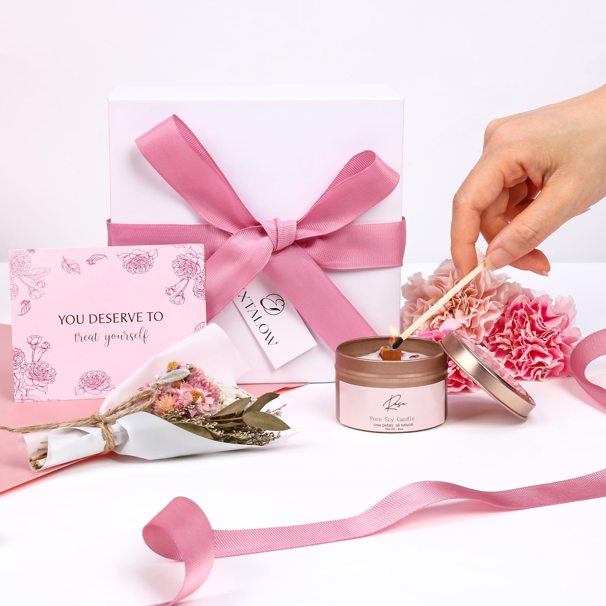 EXTALOW elegant gift box with bow showcasing the spa set.