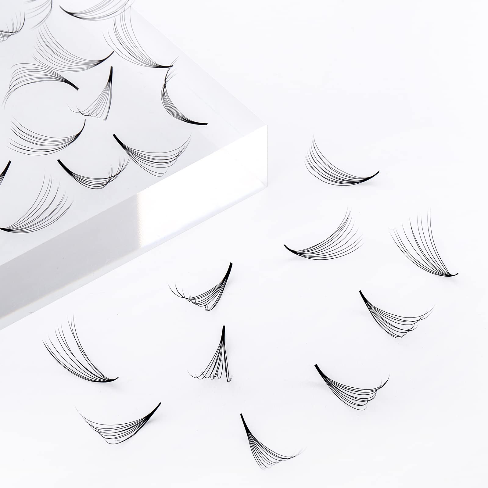 FADLASH premium Korean PBT material for high-quality lash results.