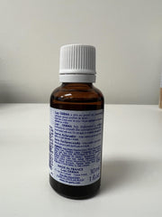 FAIR & WHITE Original Serum dropper in action for precise application
