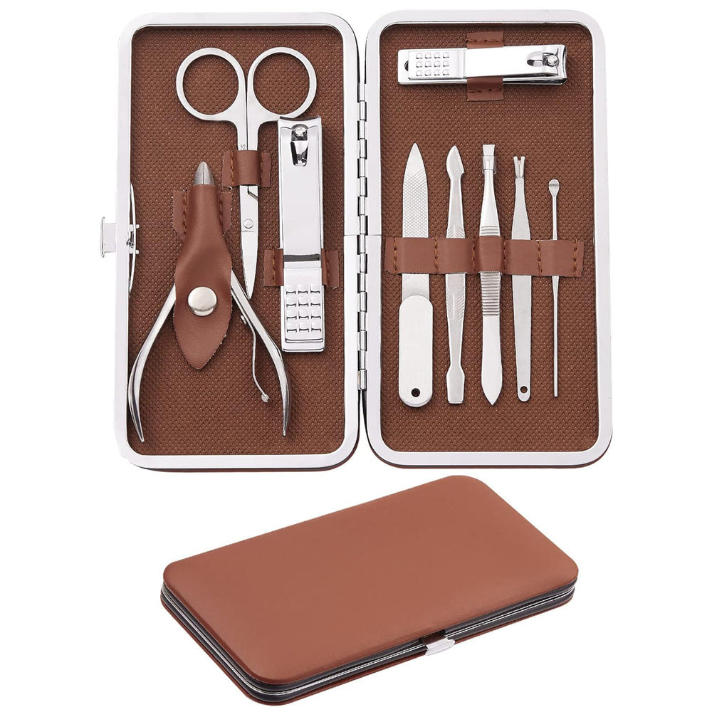 FAMILIFE manicure set in brown leather case closed for travel readiness