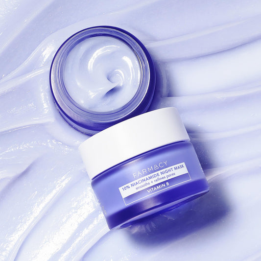 Farmacy Niacinamide Overnight Mask spatula applying the product for even coverage