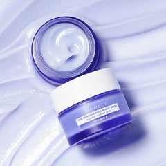 Farmacy Niacinamide Overnight Mask spatula applying the product for even coverage