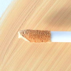 FARMASi VFX Pro concealer long-wear formula lasts all day