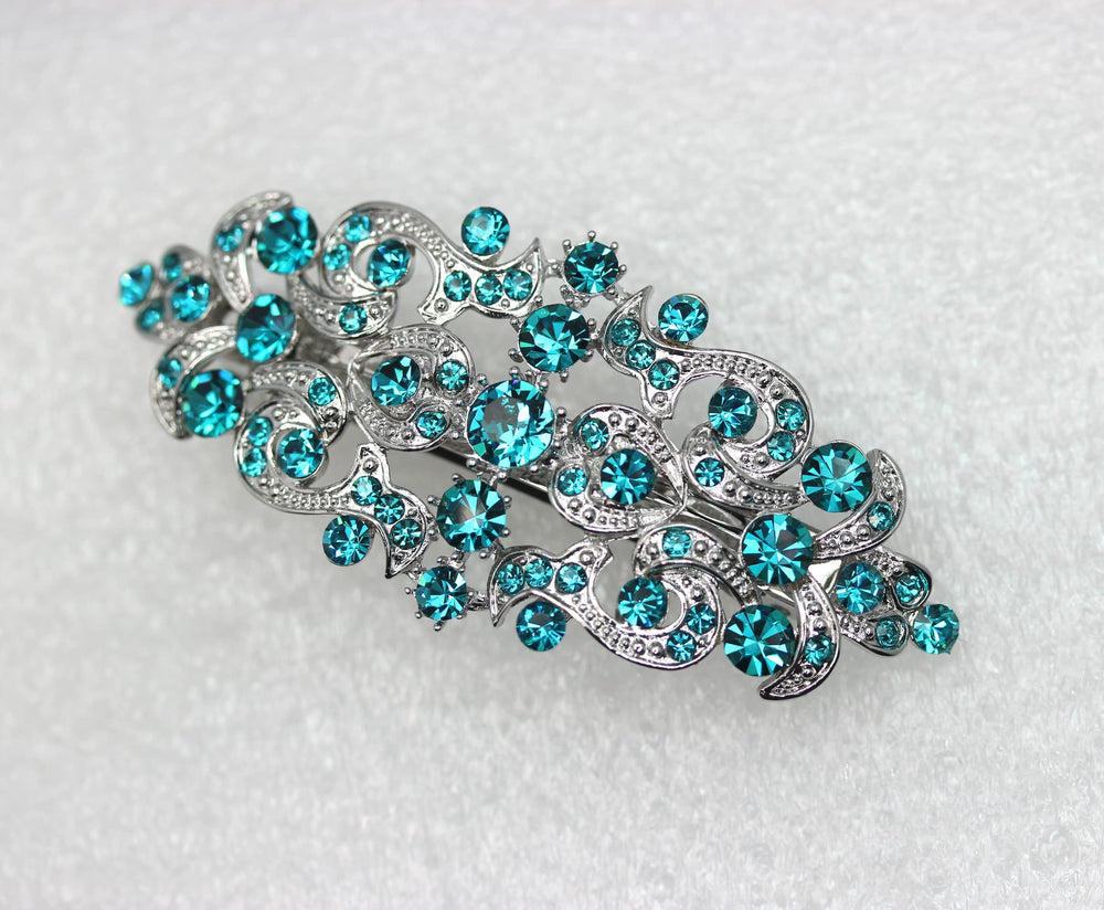 Faship Malibu rhinestones catch light for party-ready shine.
