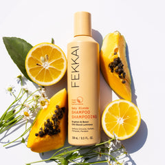 Aroma: citrus-green scent enhances shower experience
