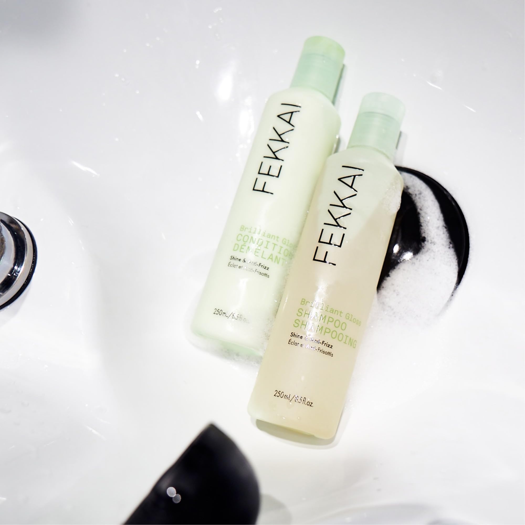 Application on hair with Fekkai Brilliant Gloss shows creamy texture and slip