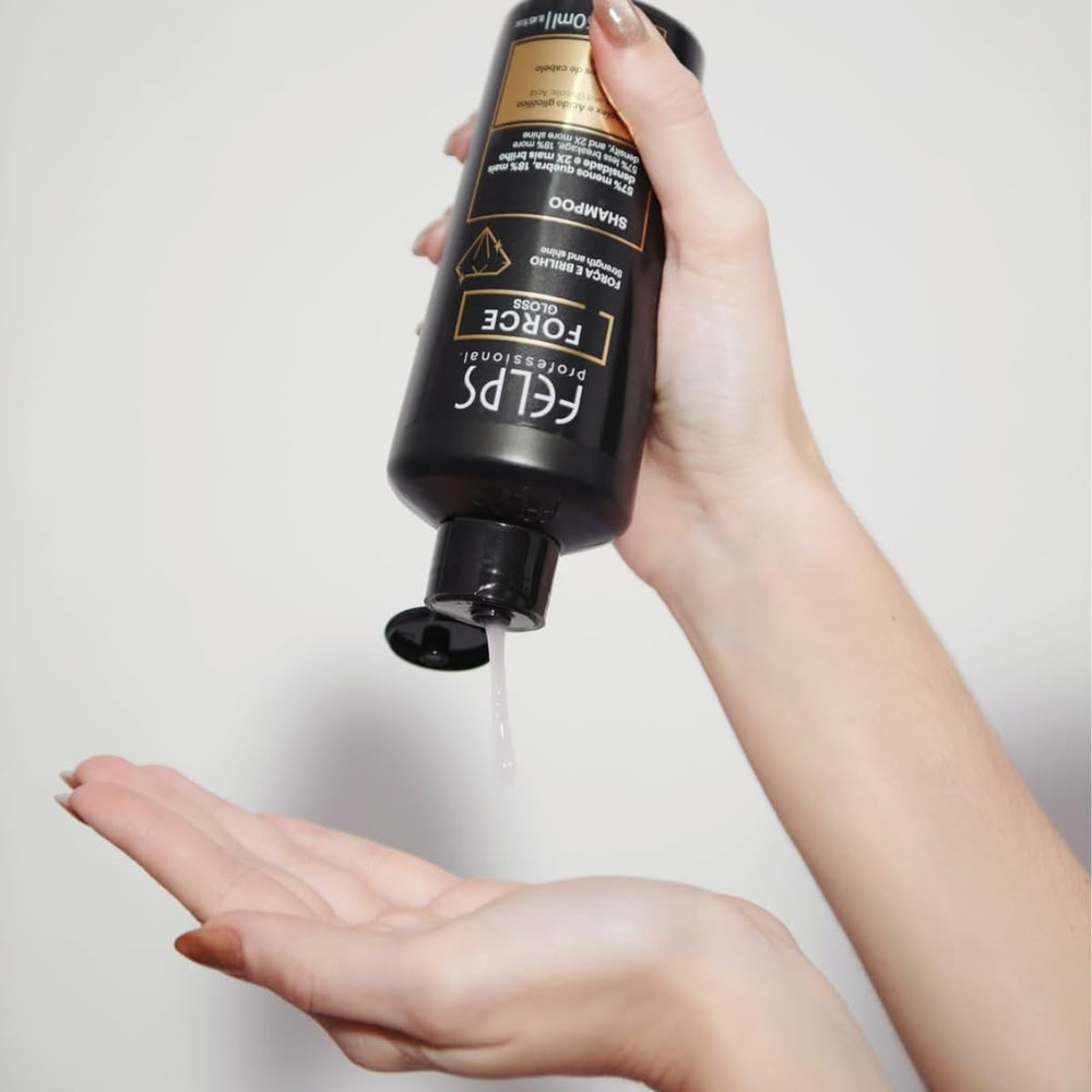 Felps Professional Force Gloss Leave-In densifies hair for a fuller look.