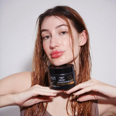 Felps Professional Force Gloss Leave-In close-up reveals luminous, glossy strands.