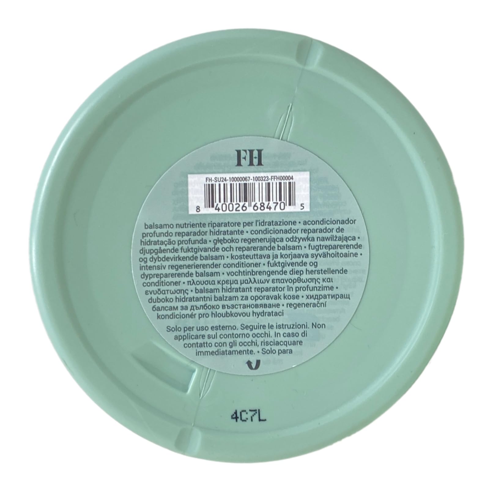 Fenty Hair The Richer One application shot demonstrates detangling ease after use.