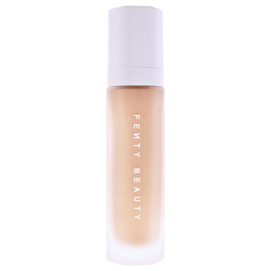 Fenty Soft Lit foundation blend demonstrates smooth, seamless application.