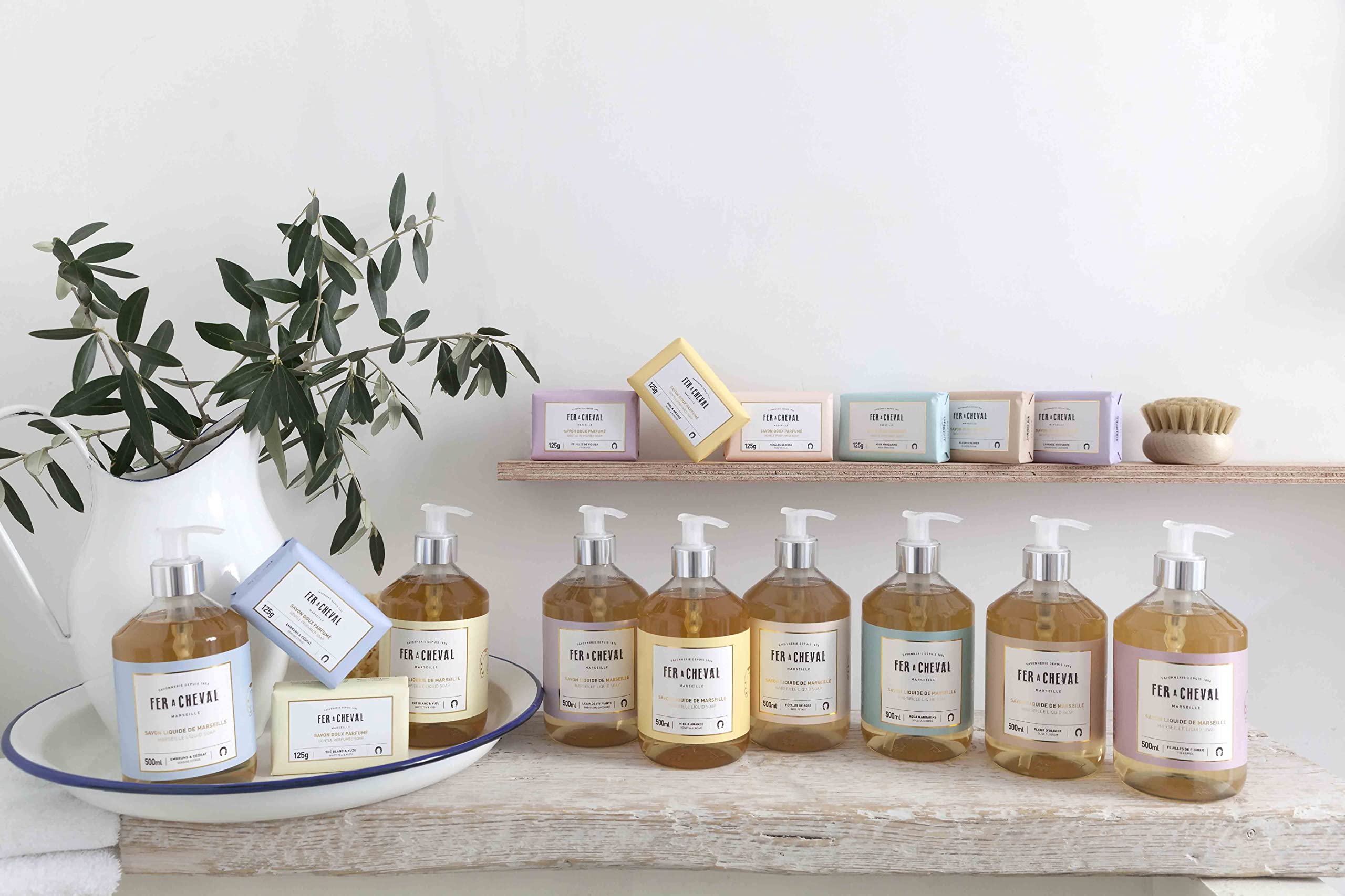 Fer à Cheval almond oil and shea butter nourish skin.