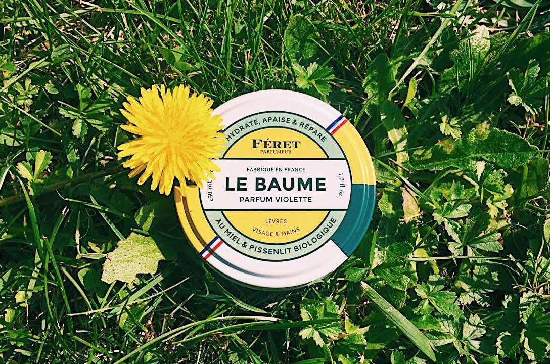 Feret Parfumeur Le Baume Violette compact vanity display for Parisian charm.