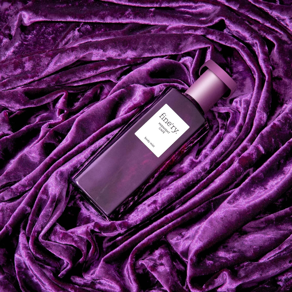 Patchouli accent in Fine'ry Midnight Café, sultry base for cooler evenings.