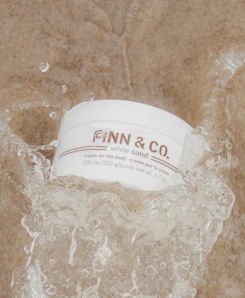 FINN & CO beach scent notes of mandarin, honeysuckle, sea salt