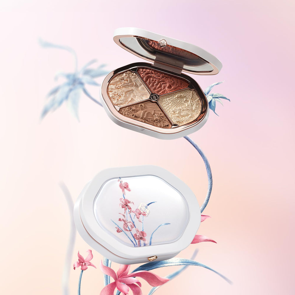 FLORASIS Compact design makes on-the-go makeup effortless.