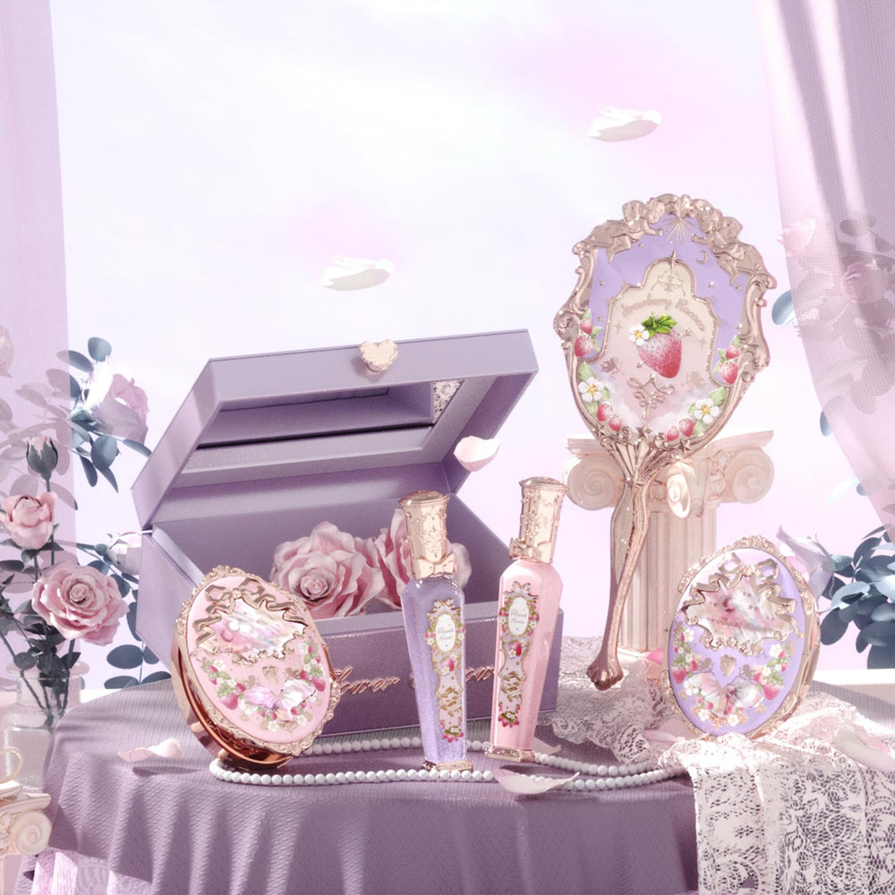 Flower Knows all-in presentation box showcasing luxe packaging and convenient storage