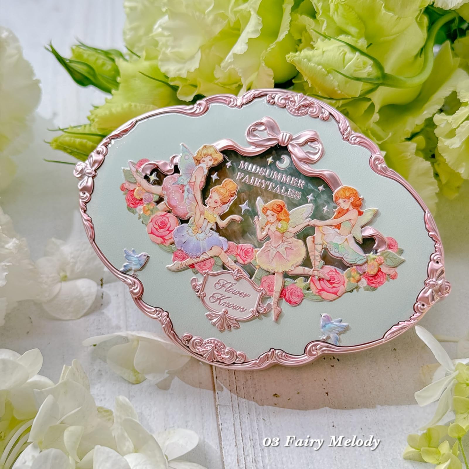 Flower Knows silky powder texture blends effortlessly for seamless shading