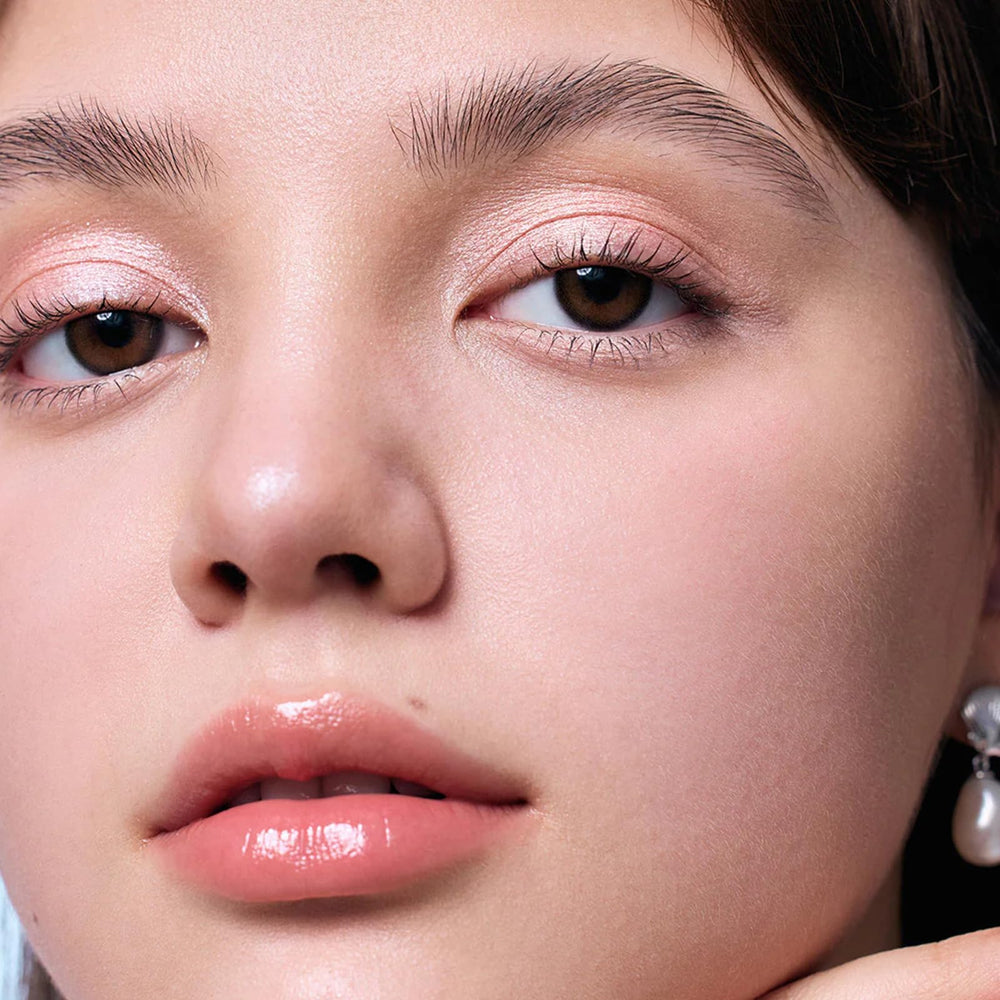 Flower Knows Shell's Jewel pearlescent sparkle adds subtle or dramatic drama.