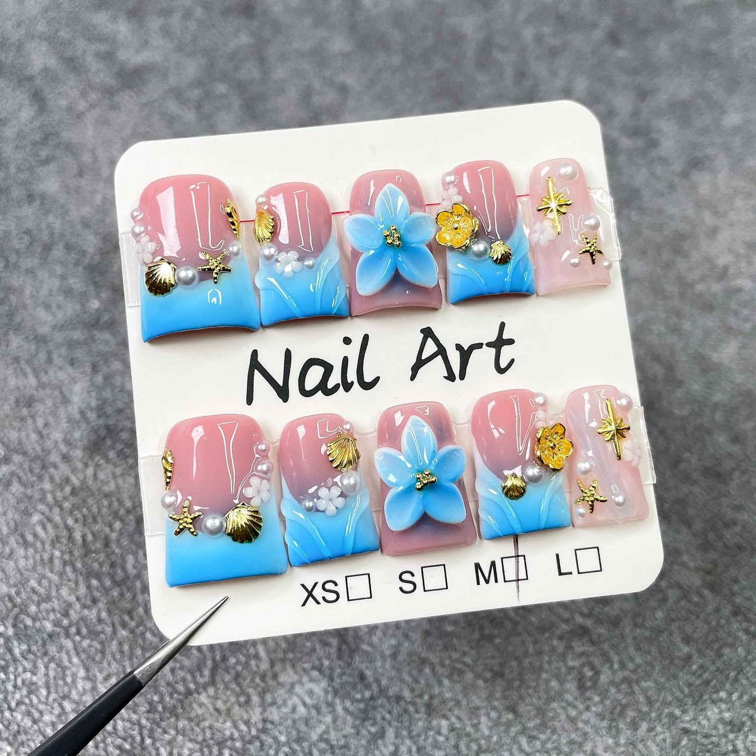 Flower Press on Nails showcasing a 3D golden flower detail for an elegant accent