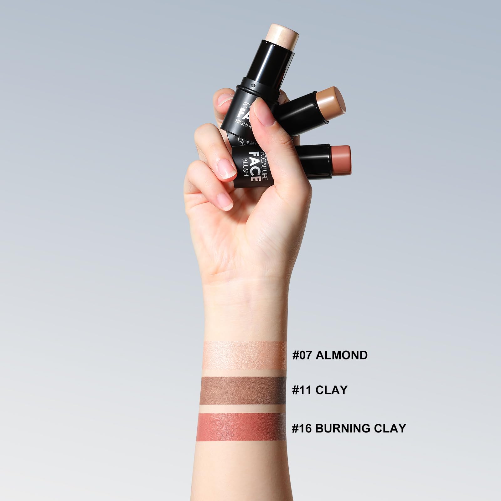 FOCALLURE contour sticks bronzer swatch for warm sun-kissed look.