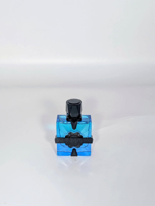 French Avenue Magnetiq top notes open with bergamot and pink pepper for instant freshness.