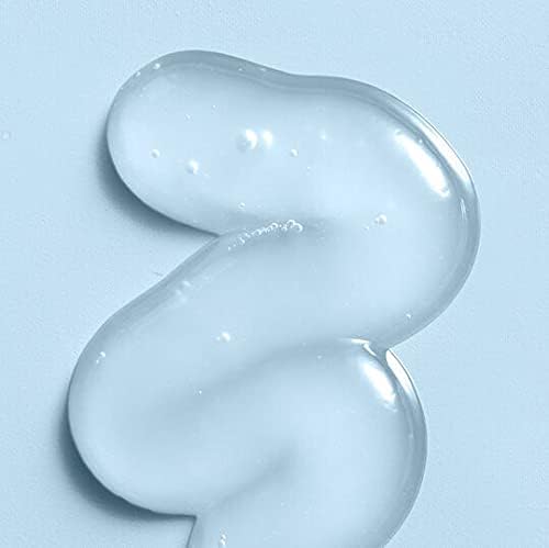 Fresh Soy Face Cleanser foam application demonstrates a gentle, refreshing cleanse for makeup removal.