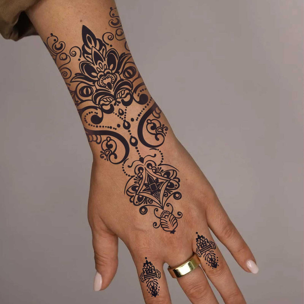 FUNTATTOO beach-ready patterns offering easy removal after sun and sand