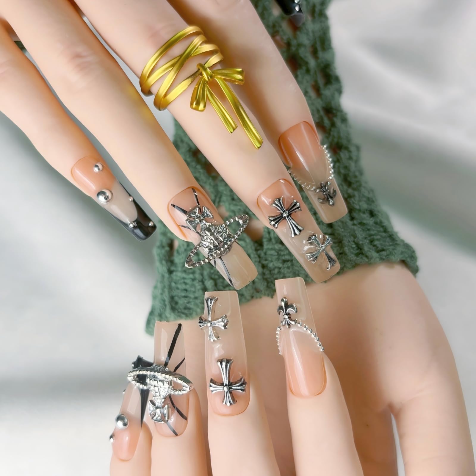 FURNUNUBI nails featuring 3D Saturn charms for celestial style and trendy flair.