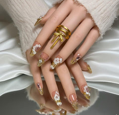 FURNUNUBI handmade almond press-on nails in almond shape for a quick manicure
