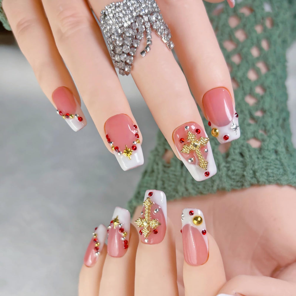 FURNUNUBI 3D nail designs add texture and upscale appearance