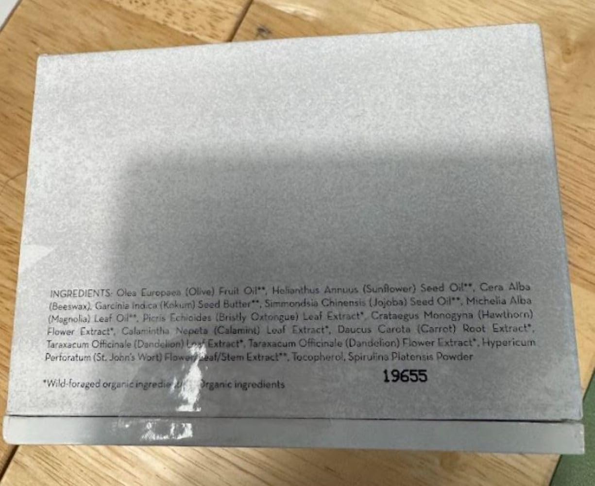 Jar swirl of Furtuna Skin Replenishing Balm showing luxurious moisture