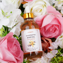 Gaayou Warm Vanilla Bean Oil product shot highlighting fragrance and lifestyle use.