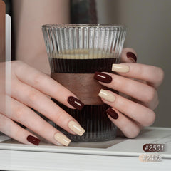 GAOY base coat bottle close-up highlighting adhesion and long-lasting wear.