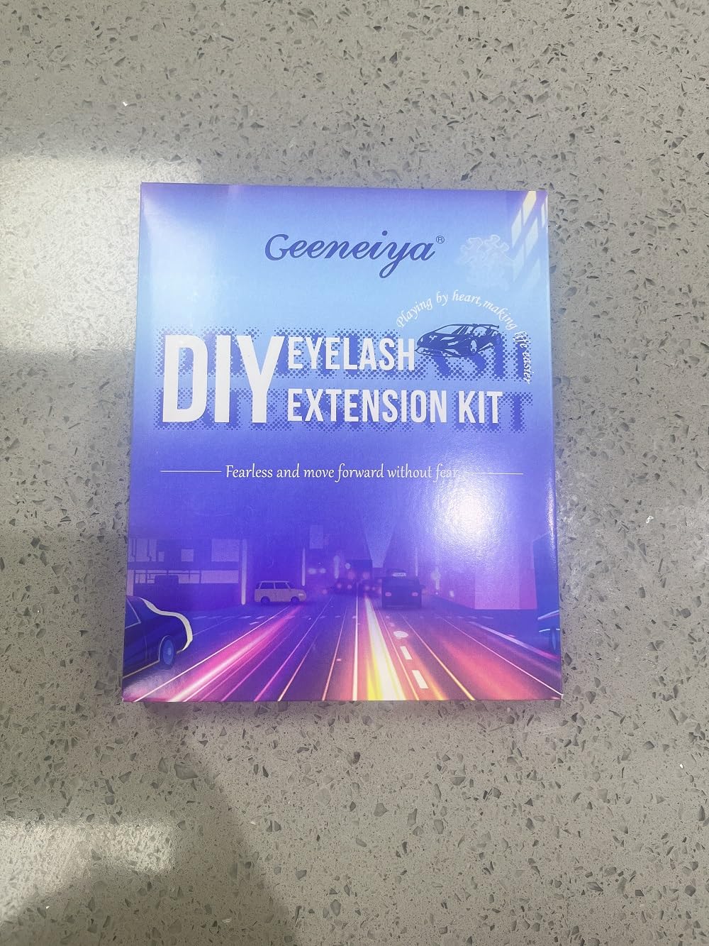 Geeneiya waterproof lash bond enhances durability during activities