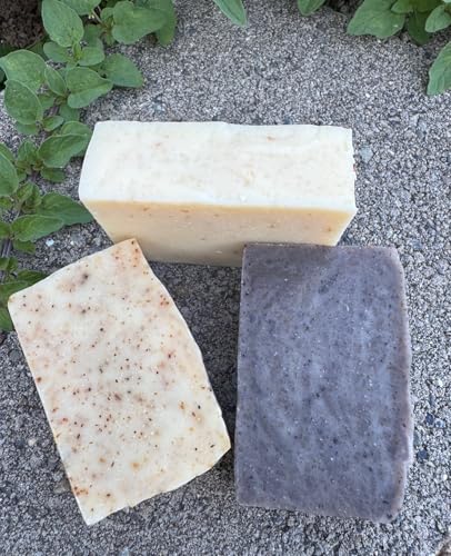 GemTii Avocado Aloe Soap Bar closeup showcasing creamy lather and skin nourishment.