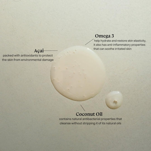 Gente Inc acai coconut natural formula creates a light moisturizing lather.