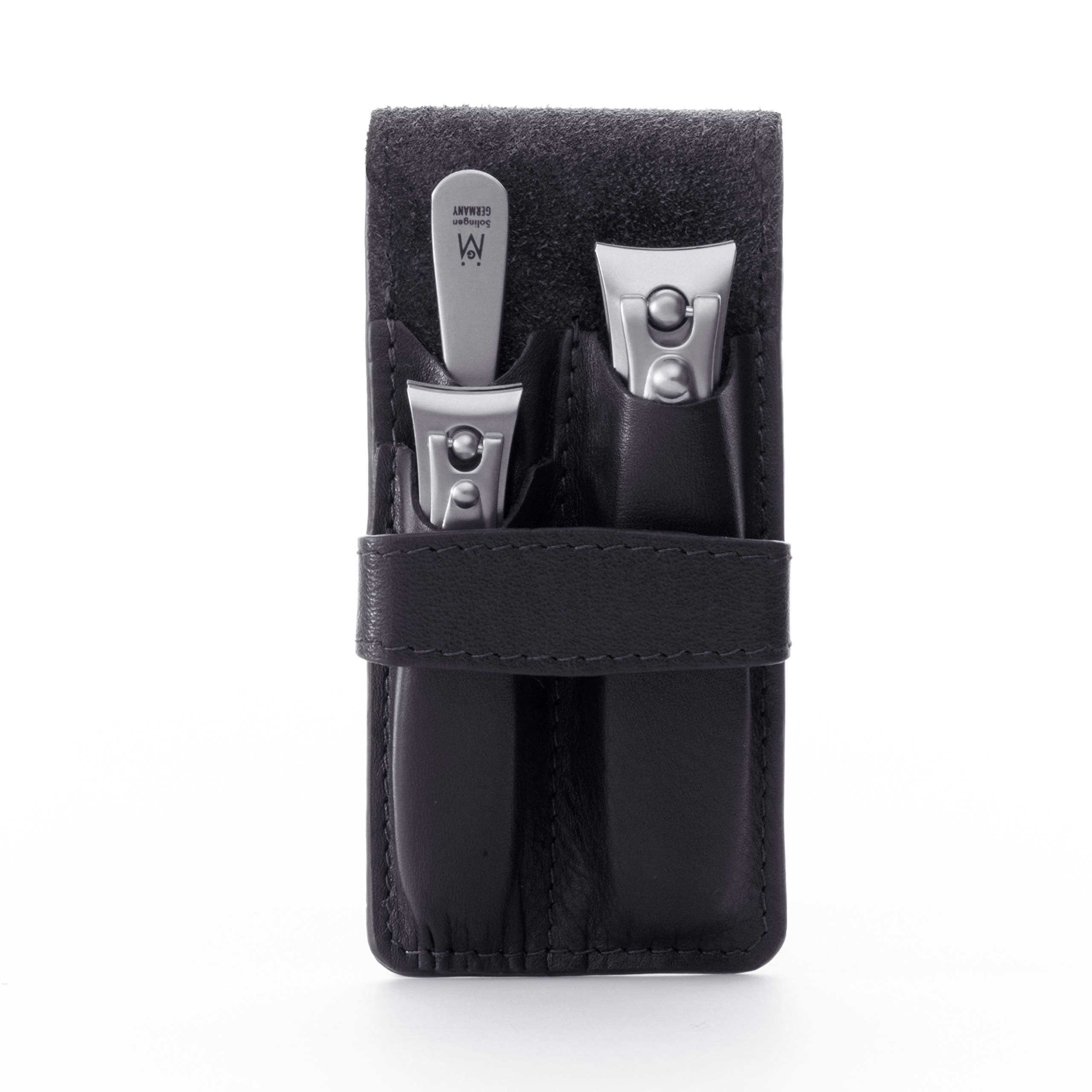 GERMANIKURE large nail clipper ideal for toenails and clean cuts.