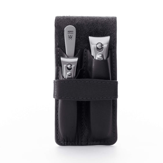 GERMANIKURE large nail clipper ideal for toenails and clean cuts.