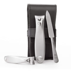 GERMANIKURE small nail clipper for precise trims on the go.