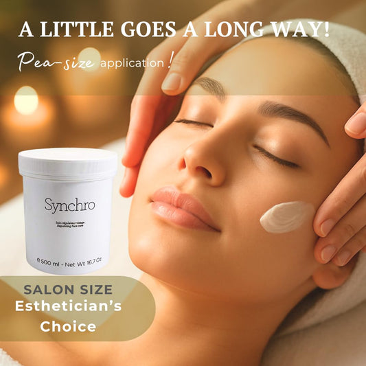 Close-up of rich cocooning texture for deep hydration and comfort